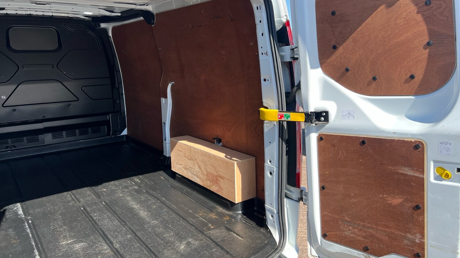 Vehicle 27