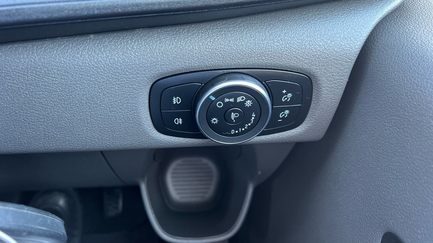 Vehicle 28