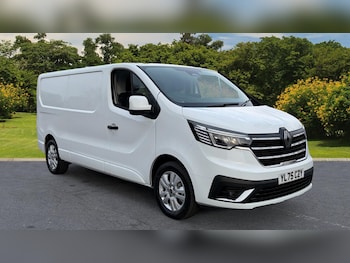 Renault Trafic feature image