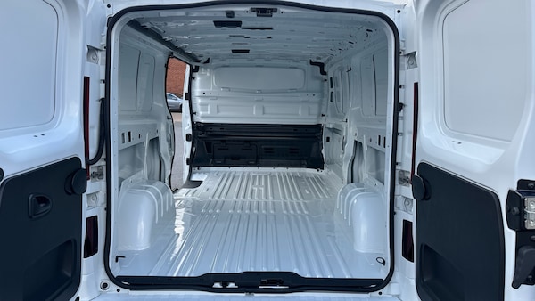 Used Renault Trafic 2025 for sale - 76055909: Photo 12