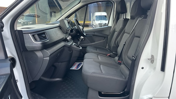 Used Renault Trafic 2025 for sale - 76055909: Photo 13