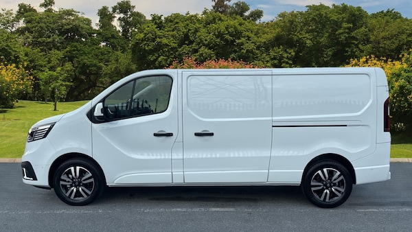 Used Renault Trafic 2025 for sale - 76055909: Photo 4