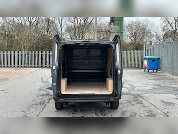 Used Renault Trafic 2025 for sale - 76896813: Photo