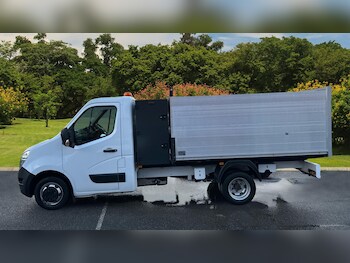 Used Nissan Interstar 2024 for sale - 77103341: Photo