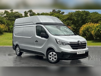 Renault Trafic feature image