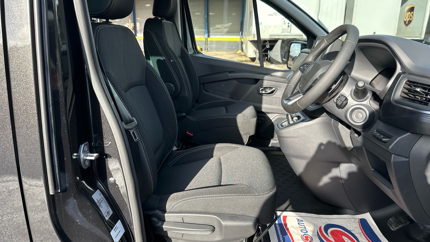 Used Renault Trafic 2025 for sale - 76322459: Photo 6