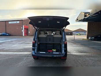 Used Volkswagen Multivan 2022 for sale - 76736363: Photo