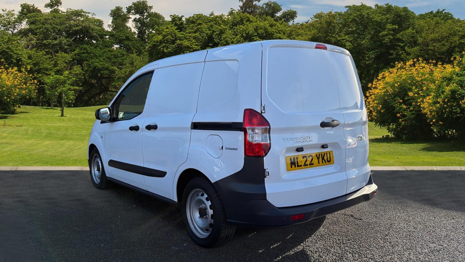 Used Ford Transit Courier 2022 for sale - 76287133: Photo 2