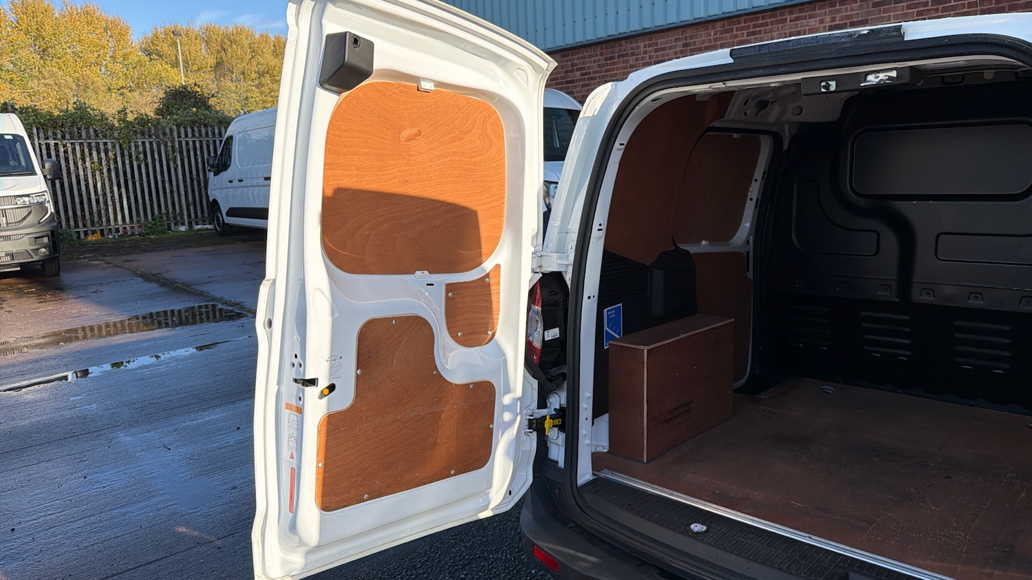 Used Ford Transit Courier 2022 for sale - 76287133: Photo 37