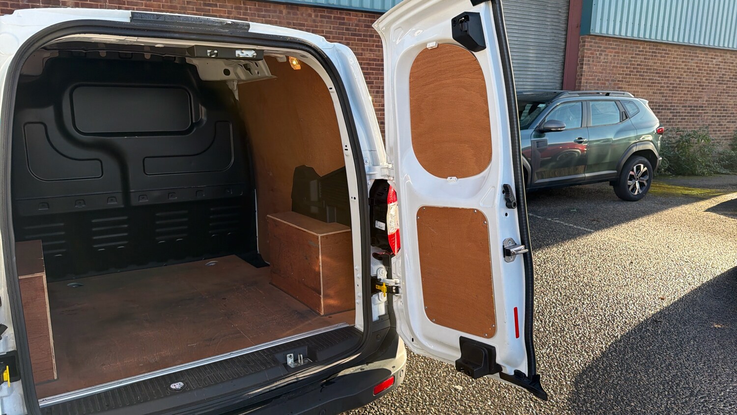 Used Ford Transit Courier 2022 for sale - 76287133: Photo 39