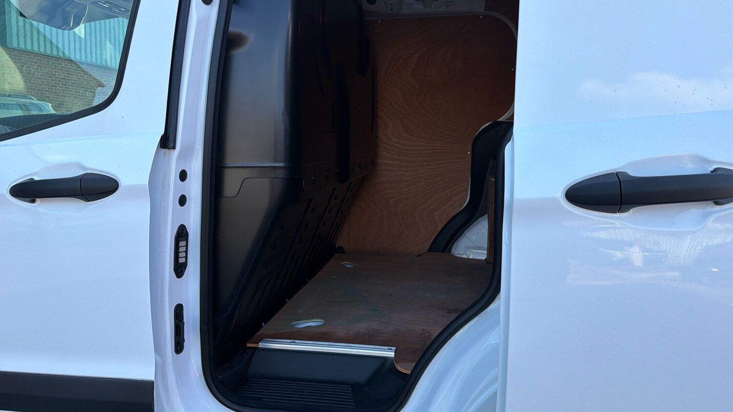 Used Ford Transit Courier 2022 for sale - 76287133: Photo 5