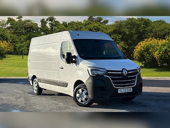 Renault Master feature image