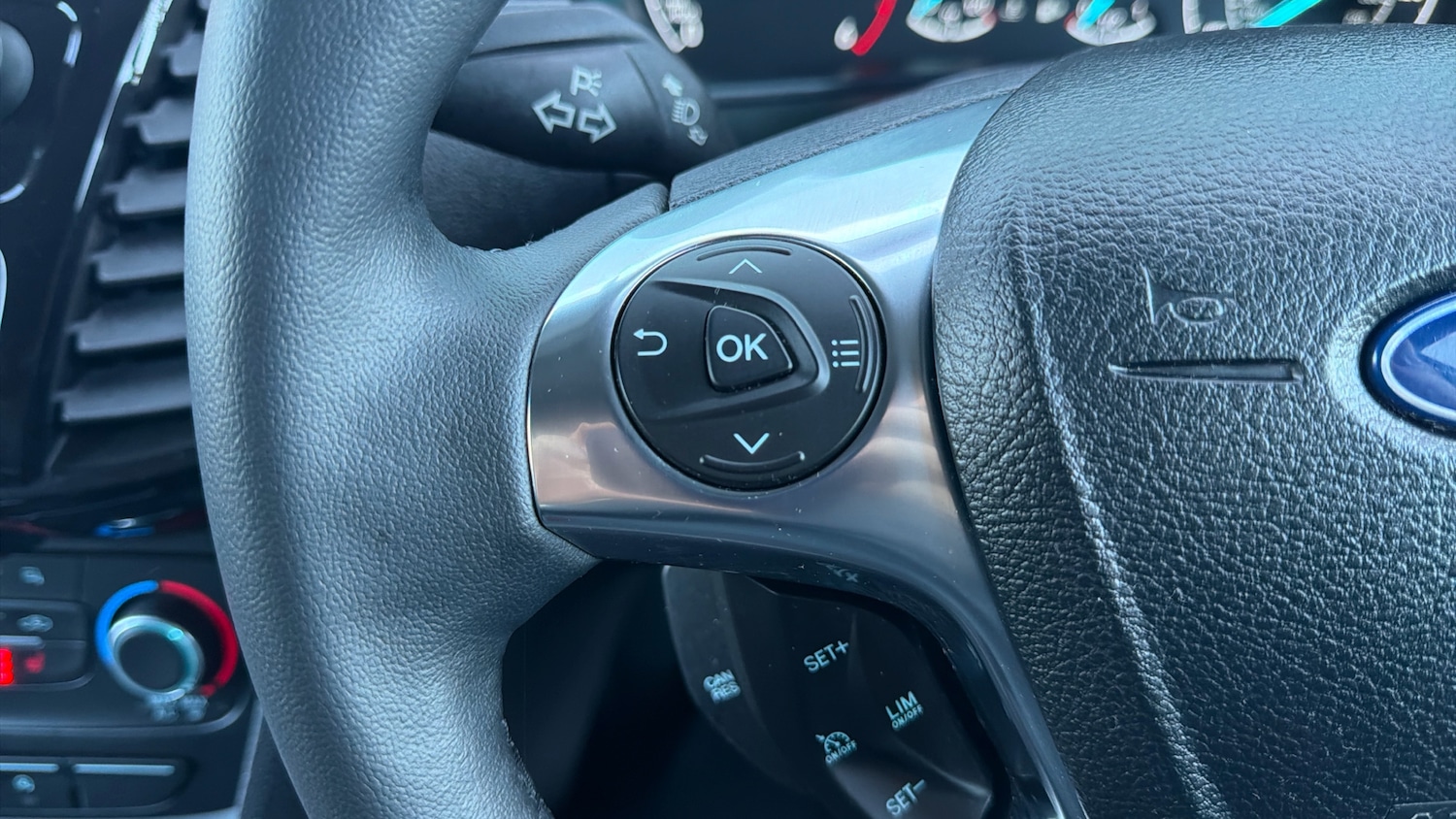 Used Ford Transit Connect 2024 for sale - 77103340: Photo 32