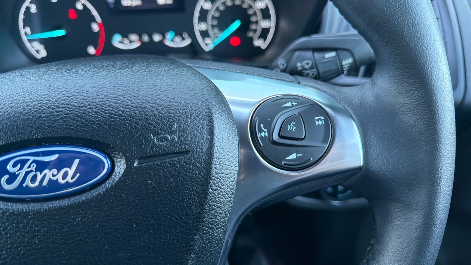 Used Ford Transit Connect 2024 for sale - 77103340: Photo 33