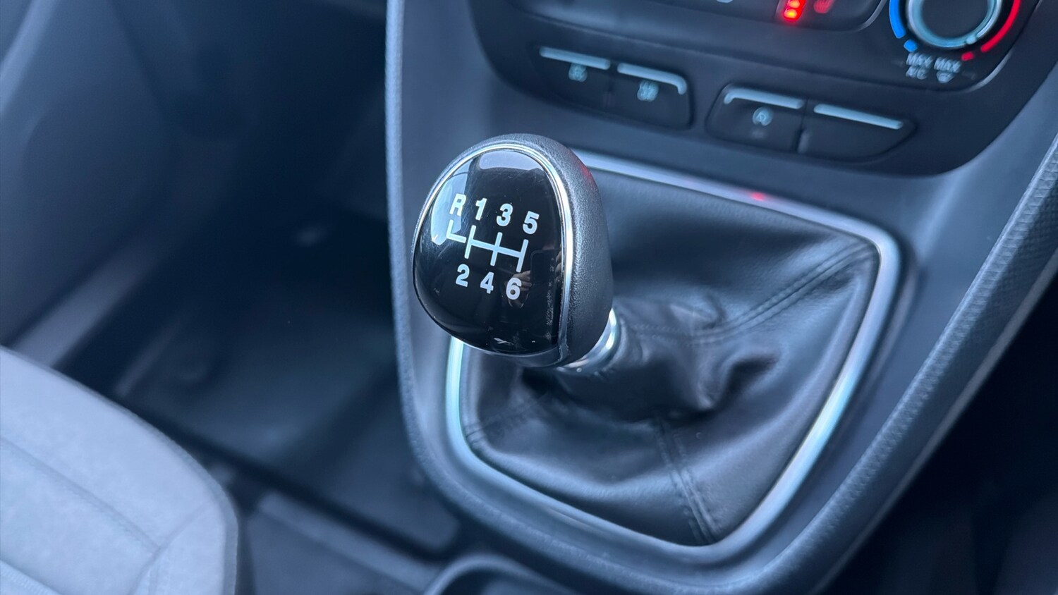 Used Ford Transit Connect 2024 for sale - 77103340: Photo 36