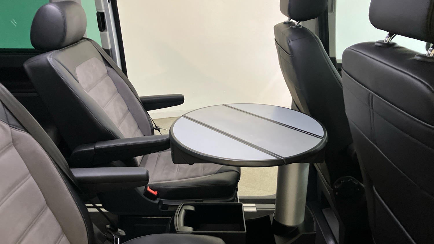 Used Volkswagen Caravelle 2020 for sale - 76602231: Photo 32