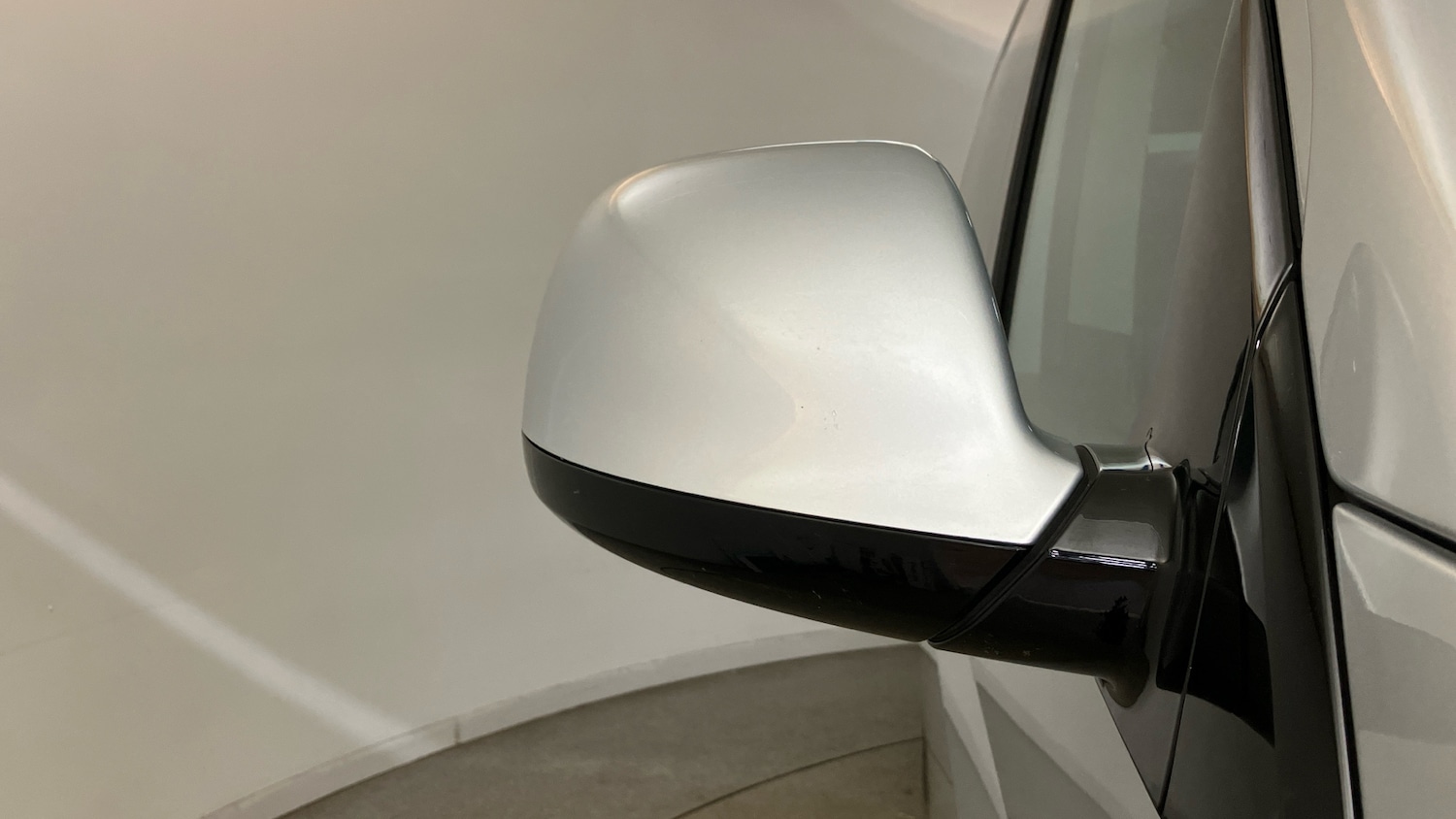 Used Volkswagen Caravelle 2020 for sale - 76602231: Photo 35