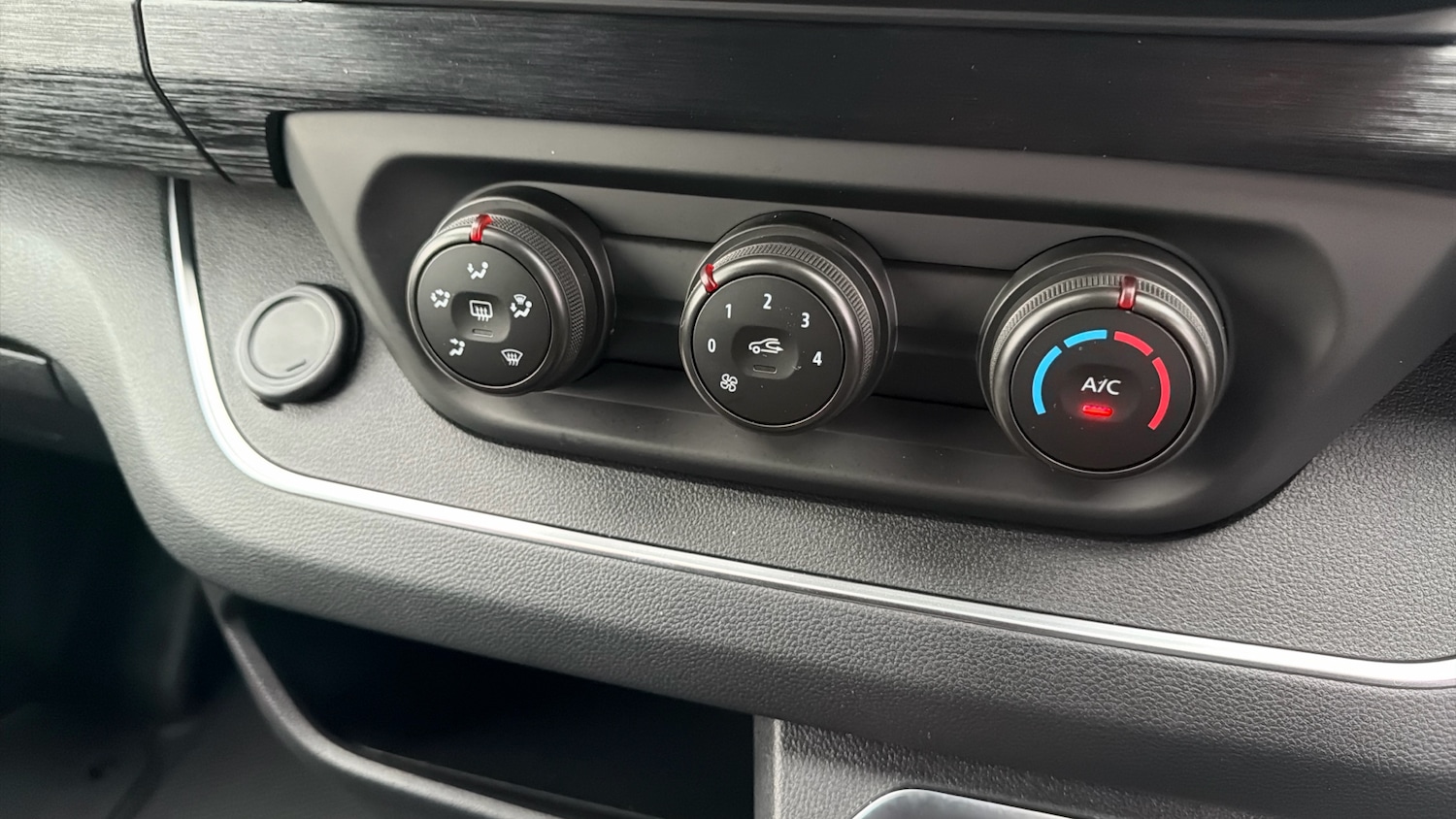 Used Renault Trafic 2025 for sale - 77282923: Photo 36