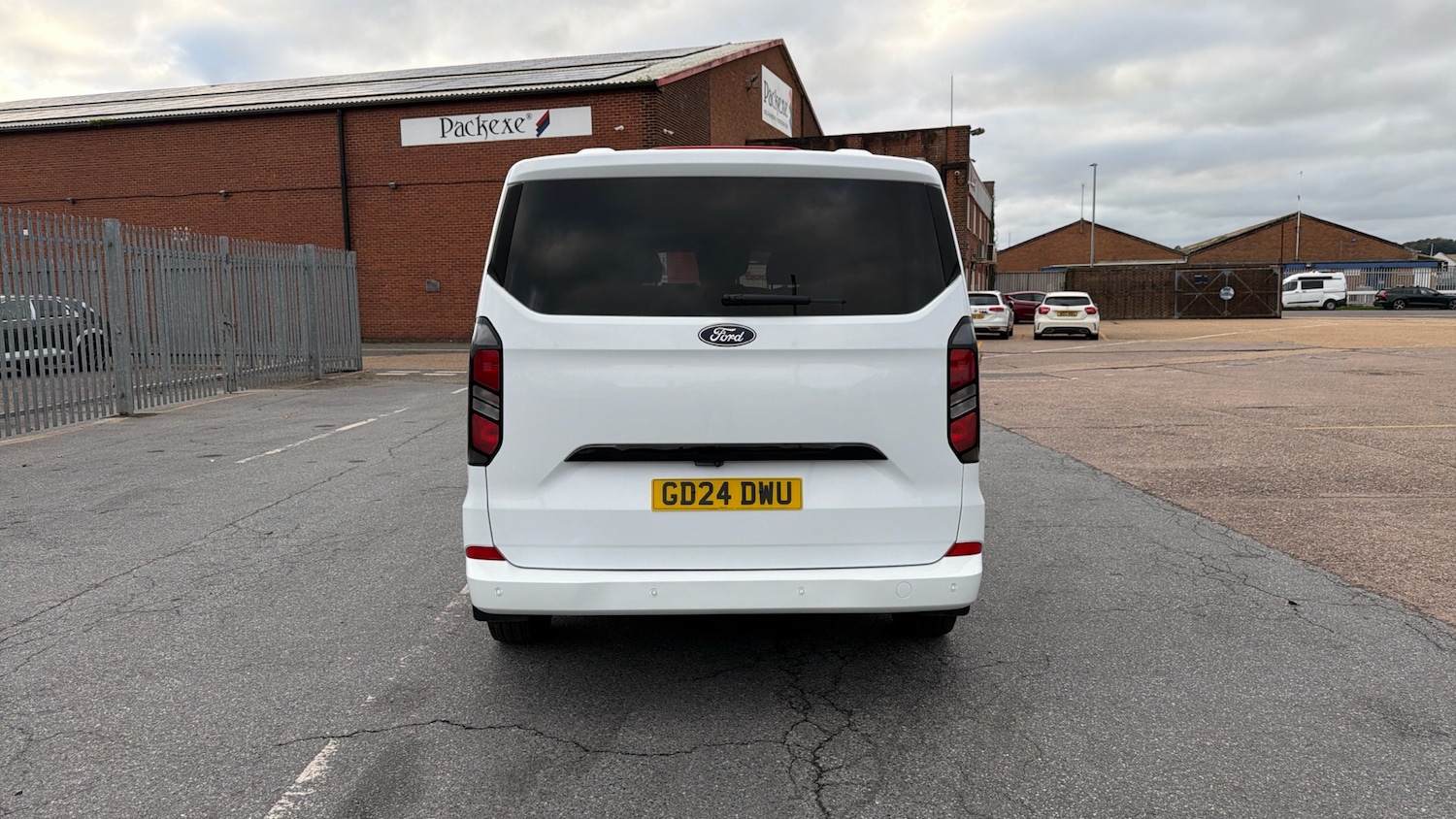 Used Ford Tourneo Custom 2024 for sale - 76101238: Photo 11