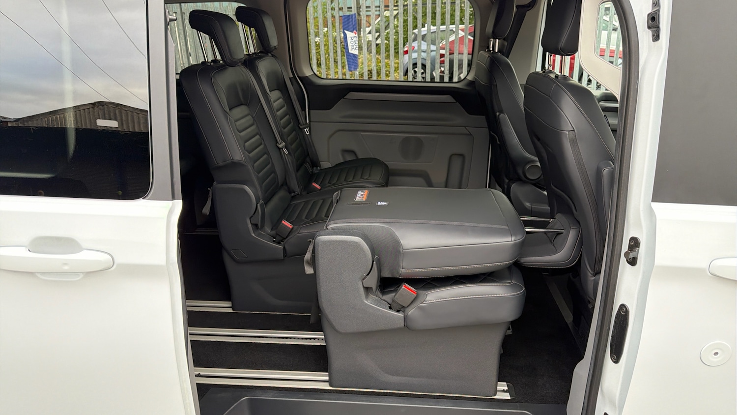 Used Ford Tourneo Custom 2024 for sale - 76101238: Photo 33