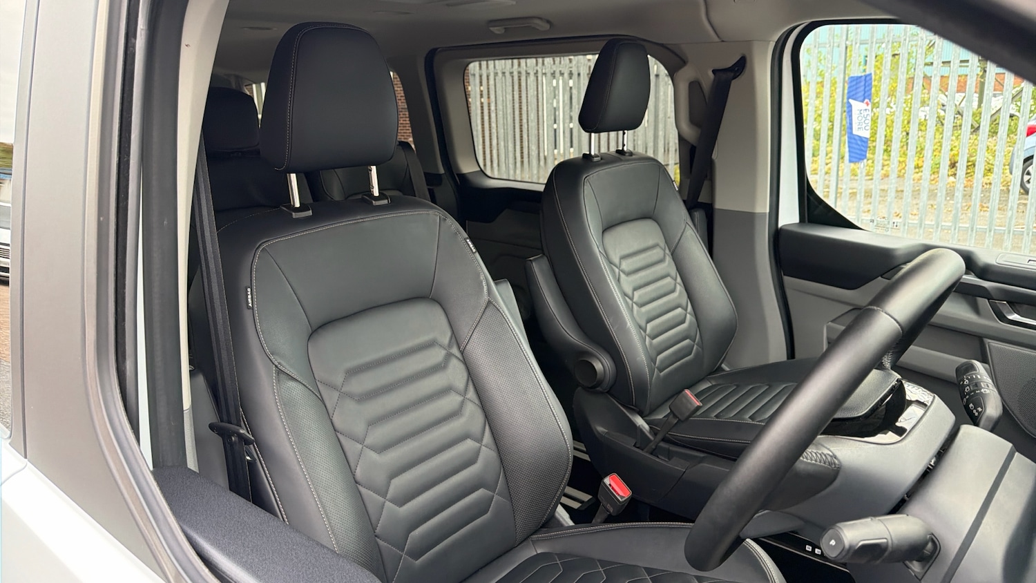 Used Ford Tourneo Custom 2024 for sale - 76101238: Photo 37