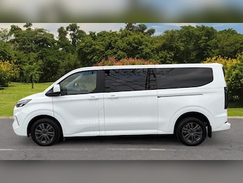 Used Ford Tourneo Custom 2024 for sale - 76101238: Photo 4