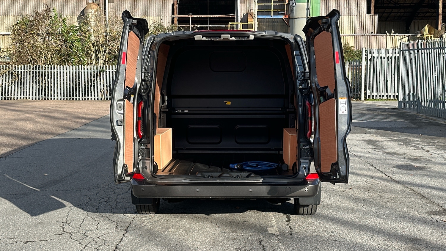 Used Ford Transit Custom 2024 for sale - 76580657: Photo 3