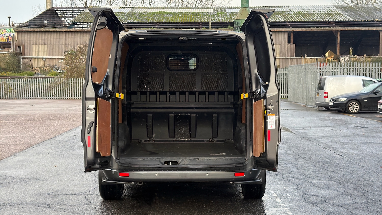 Used Ford Transit Custom 2022 for sale - 76580656: Photo 3