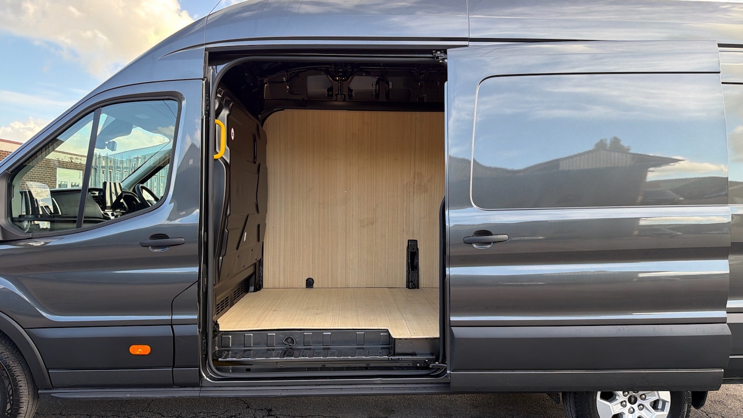 Used Ford Transit 2025 for sale - 76541716: Photo 5