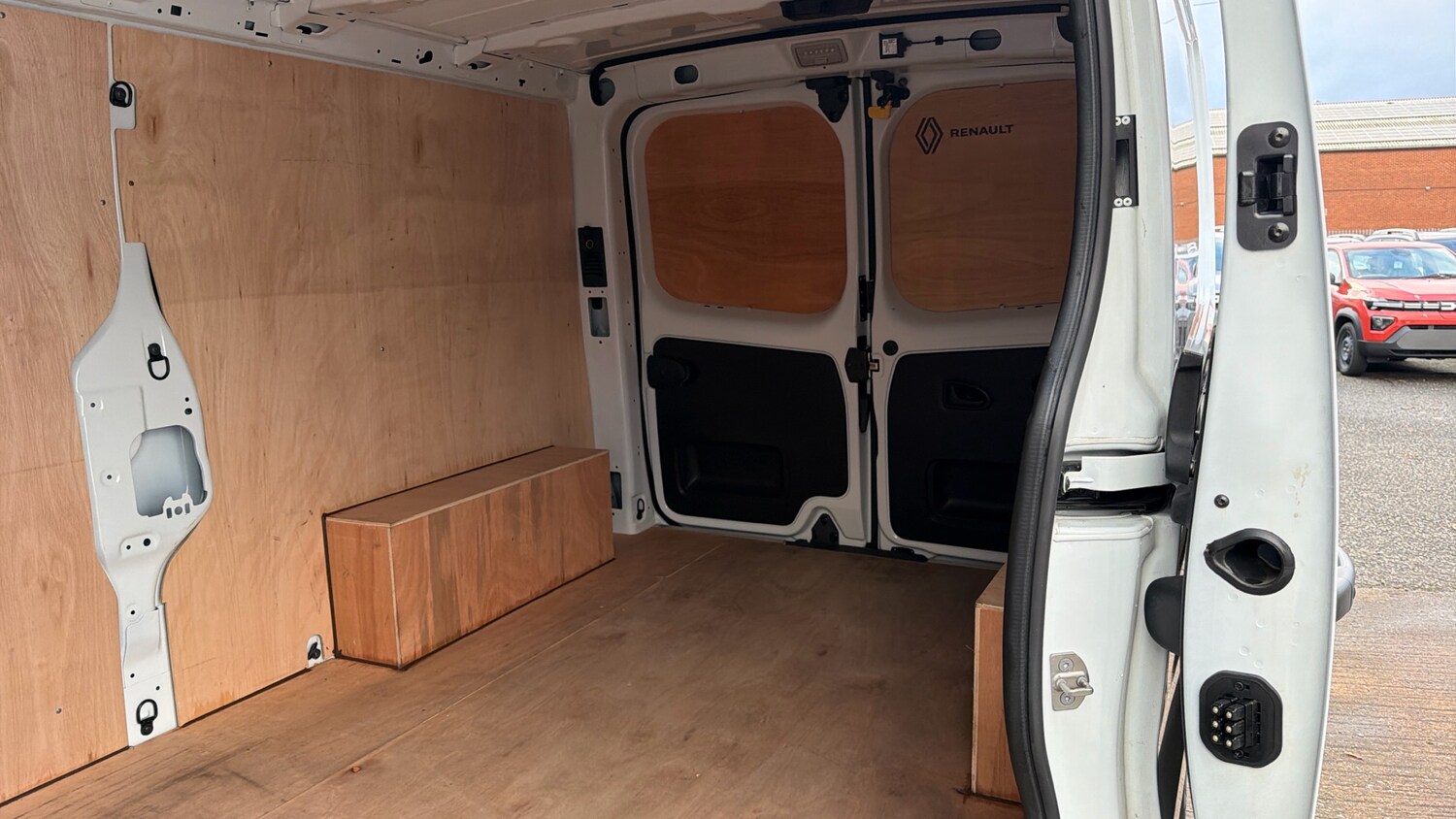 Used Renault Trafic 2024 for sale - 76734371: Photo 14