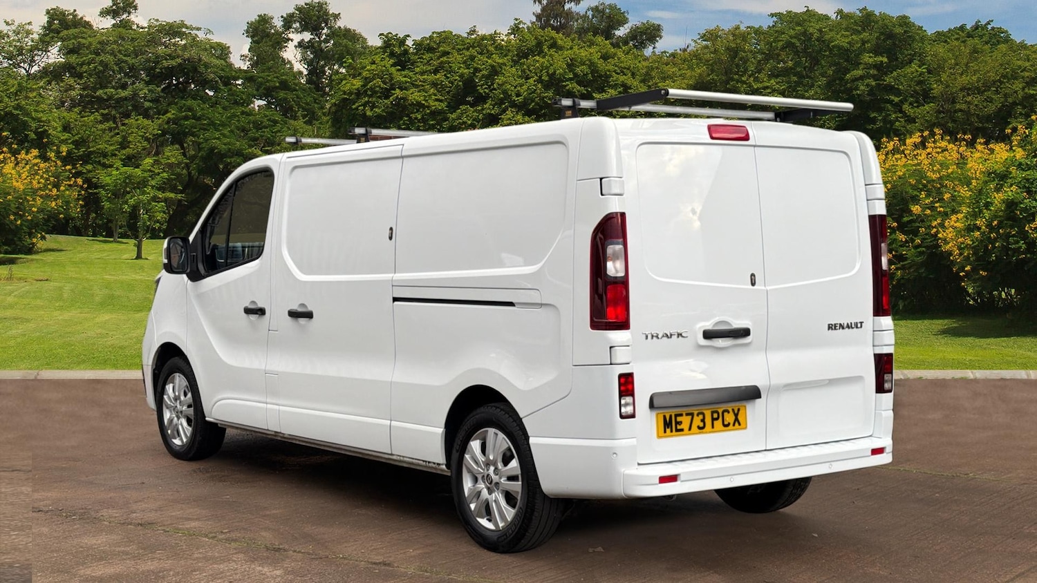 Used Renault Trafic 2024 for sale - 76734371: Photo 2