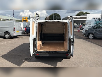 Used Renault Trafic 2026 for sale - 78939405: Photo