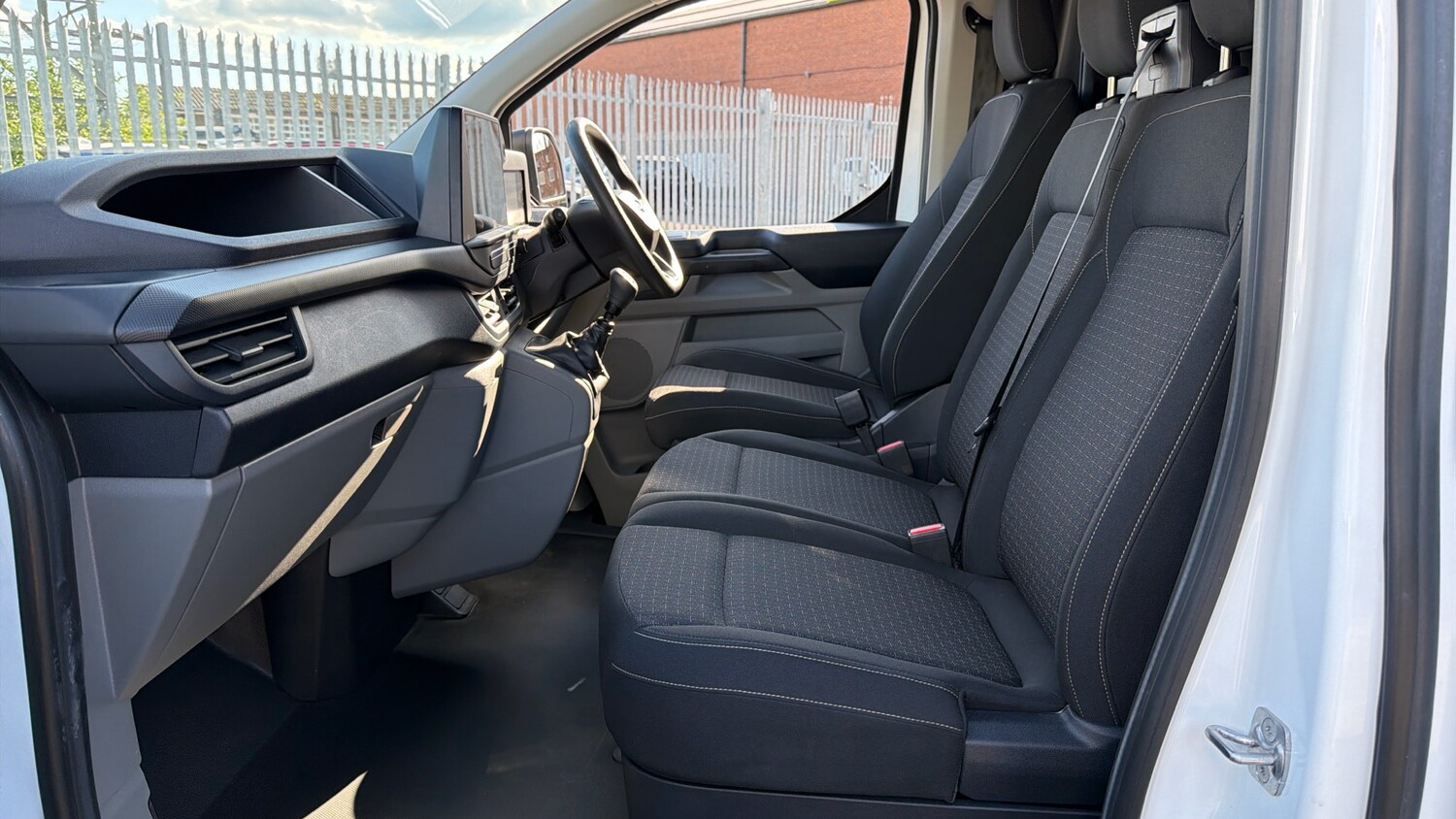 Used Ford Transit Custom 2024 for sale - 76076222: Photo 13