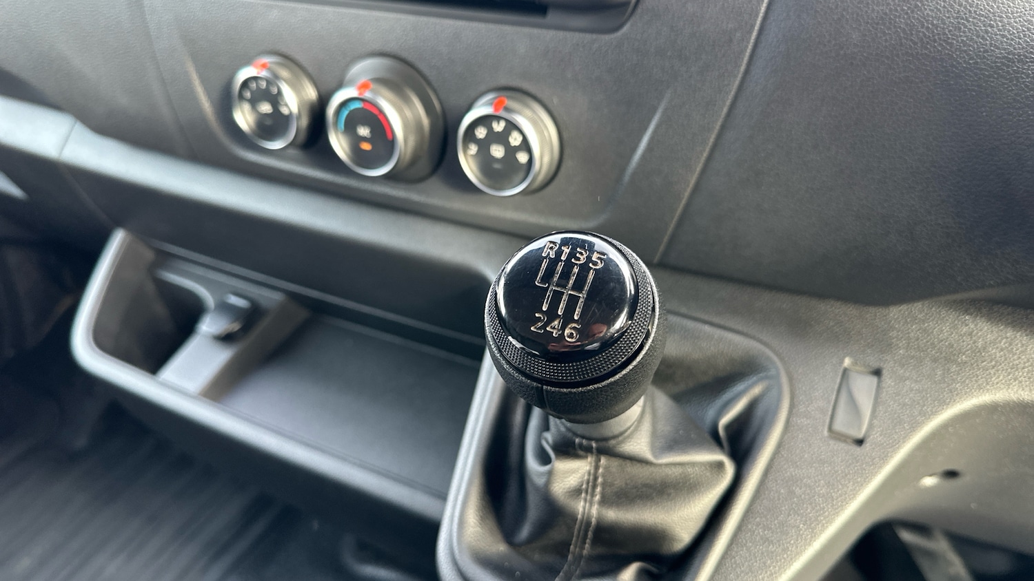 Used Renault Master 2023 for sale - 76507260: Photo 27