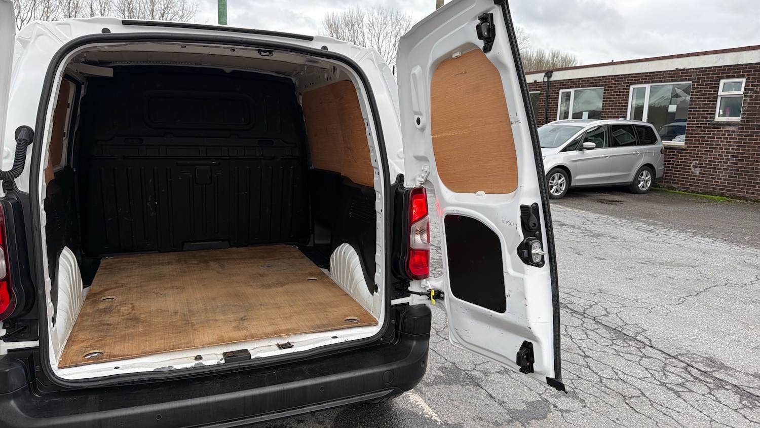 Used Vauxhall Combo 2021 for sale - 76922356: Photo 44