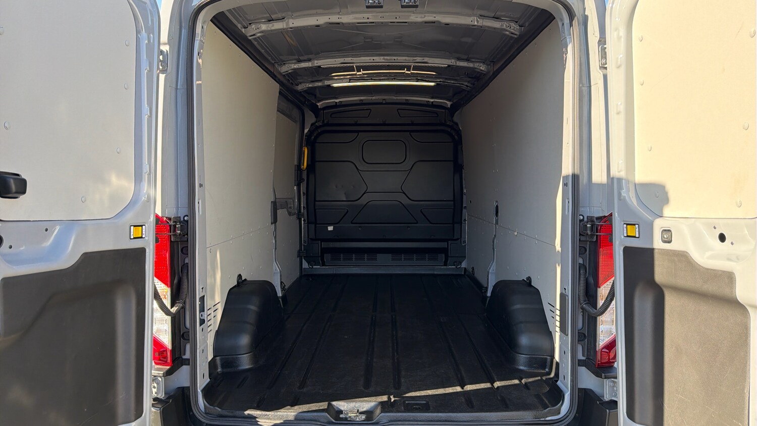 Used Ford Transit 2024 for sale - 76115811: Photo 12