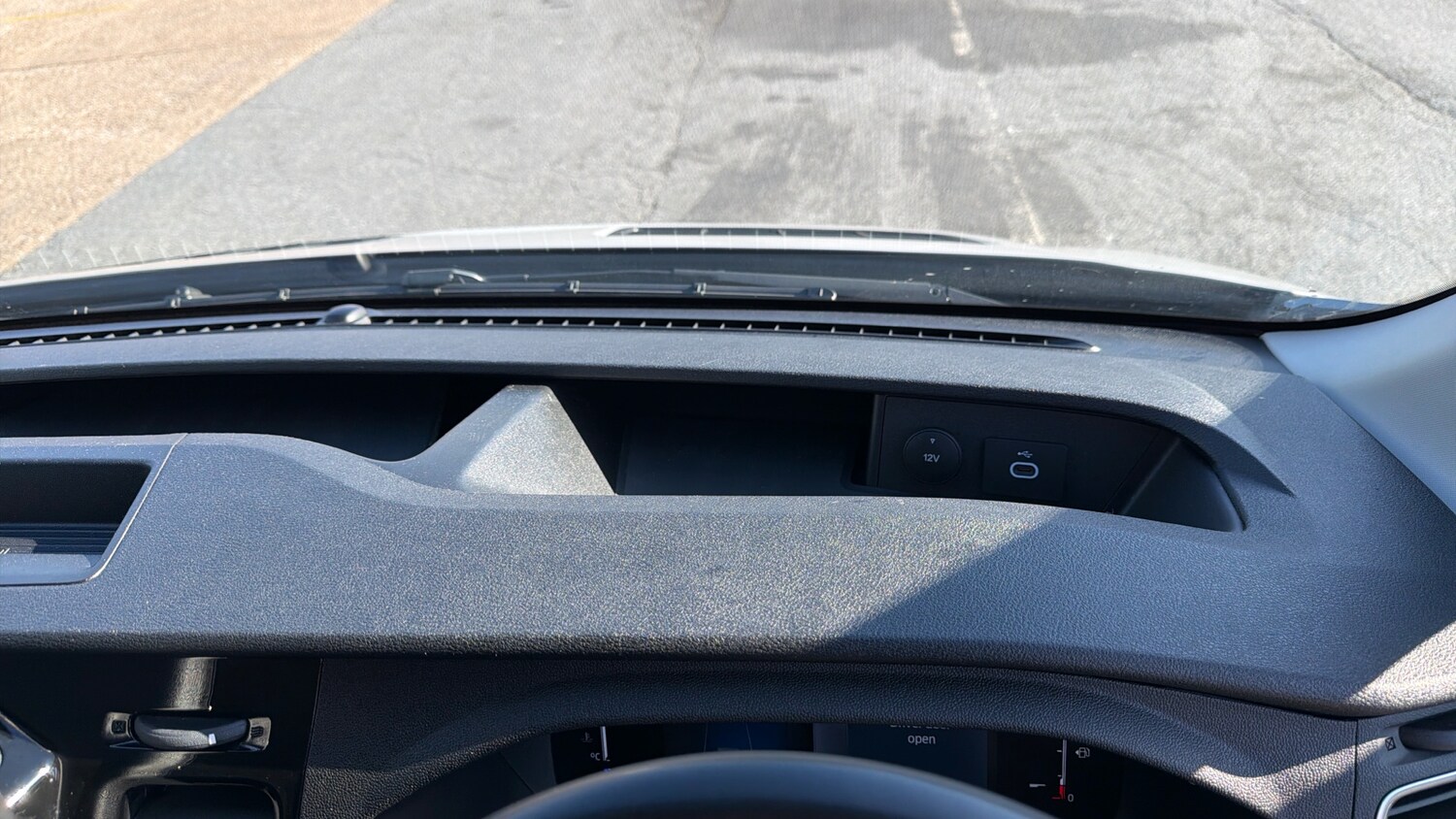 Used Ford Transit 2024 for sale - 76115811: Photo 32