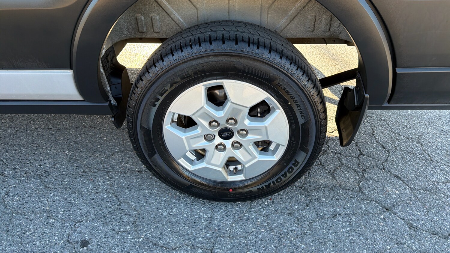 Used Ford Transit 2024 for sale - 76115811: Photo 42