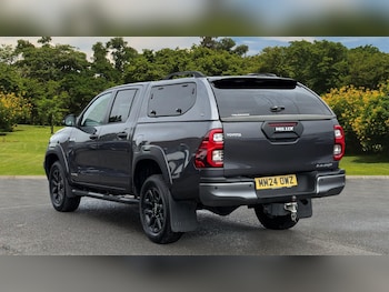 Used Toyota Hilux 2024 for sale - 78858468: Photo