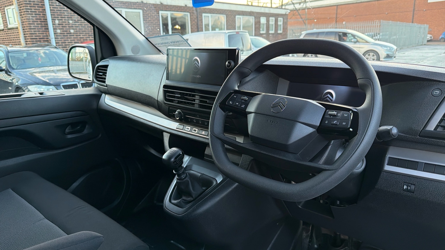 Used Citroen Dispatch 2024 for sale - 76921211: Photo 16