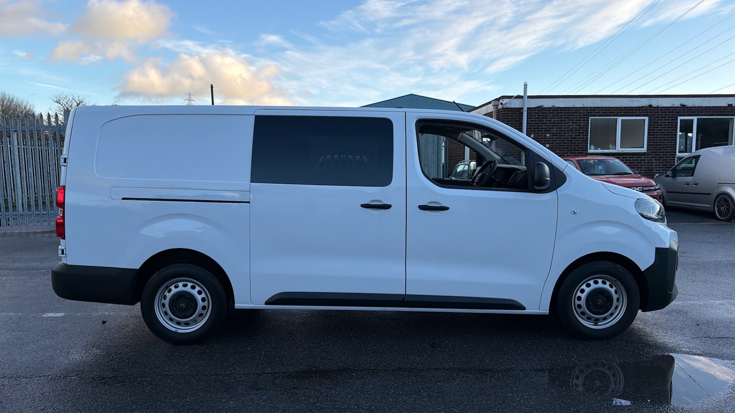 Used Citroen Dispatch 2024 for sale - 76921211: Photo 9