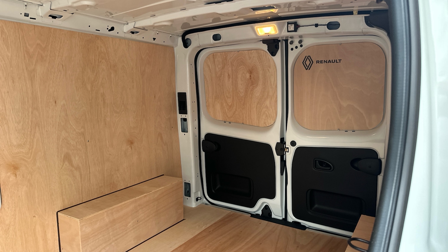 Used Renault Trafic 2025 for sale - 76508061: Photo 14