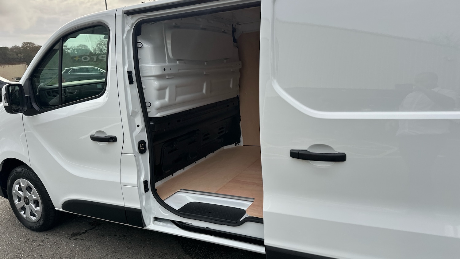 Used Renault Trafic 2025 for sale - 76508061: Photo 5