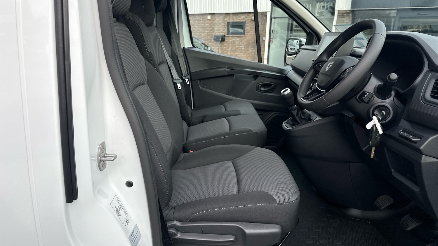 Used Renault Trafic 2025 for sale - 76508061: Photo 6