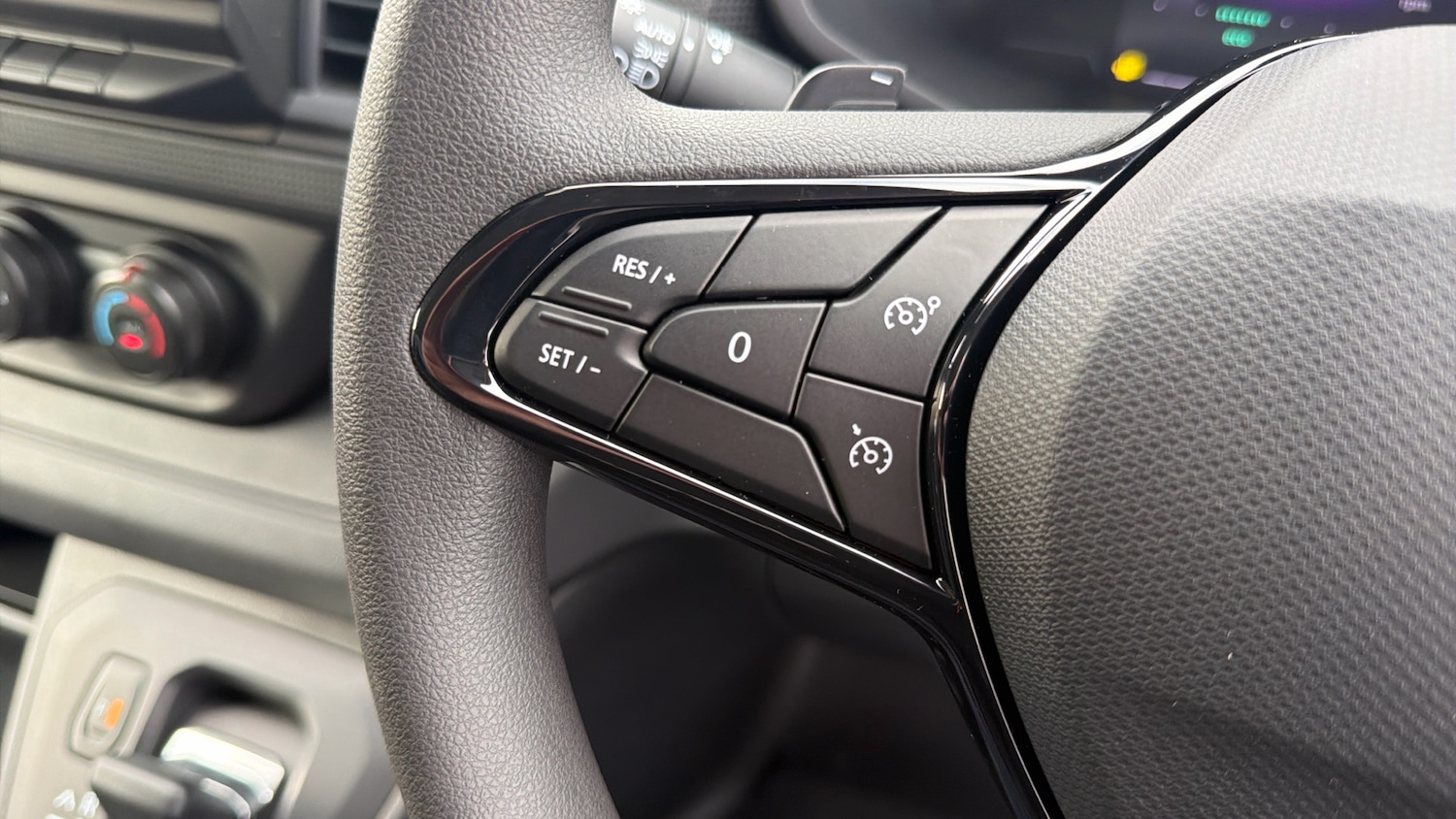 Used Renault Trafic 2025 for sale - 77461557: Photo 28