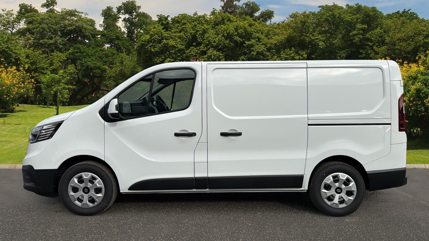 Used Renault Trafic 2025 for sale - 77461557: Photo 4
