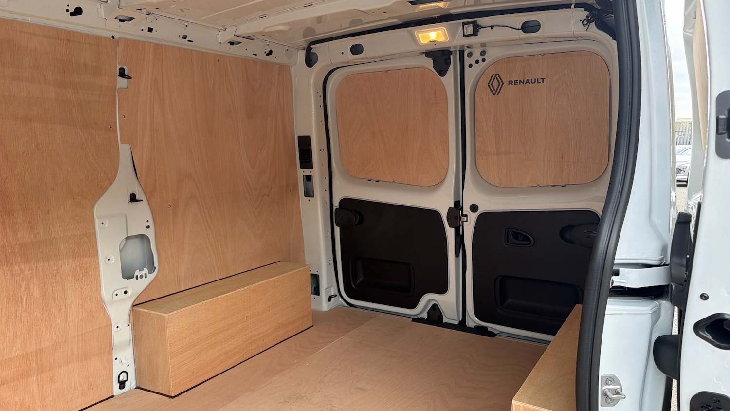 Used Renault Trafic 2025 for sale - 77461557: Photo 40