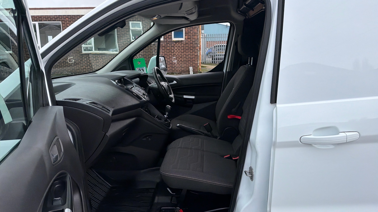 Used Ford Transit Connect 2018 for sale - 77541890: Photo 13