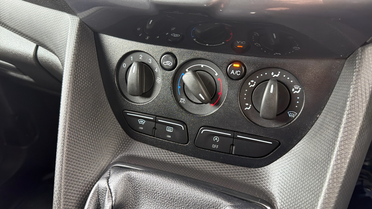 Used Ford Transit Connect 2018 for sale - 77541890: Photo 30