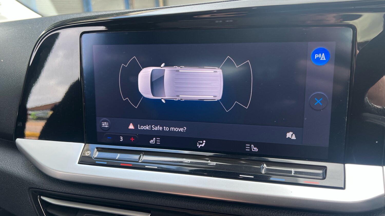 Used Ford Tourneo Connect 2023 for sale - 75895287: Photo 33